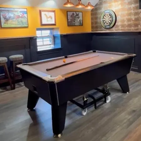 Hotel Quinns Bar And Guesthouse Main Street Garristown County Dublin